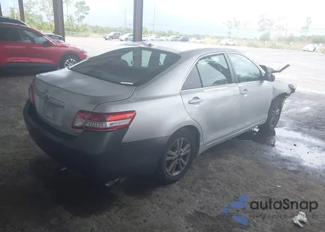 2011 Toyota Camry Le from USA, damaged, VIN 4T1BF3EK1BU660218